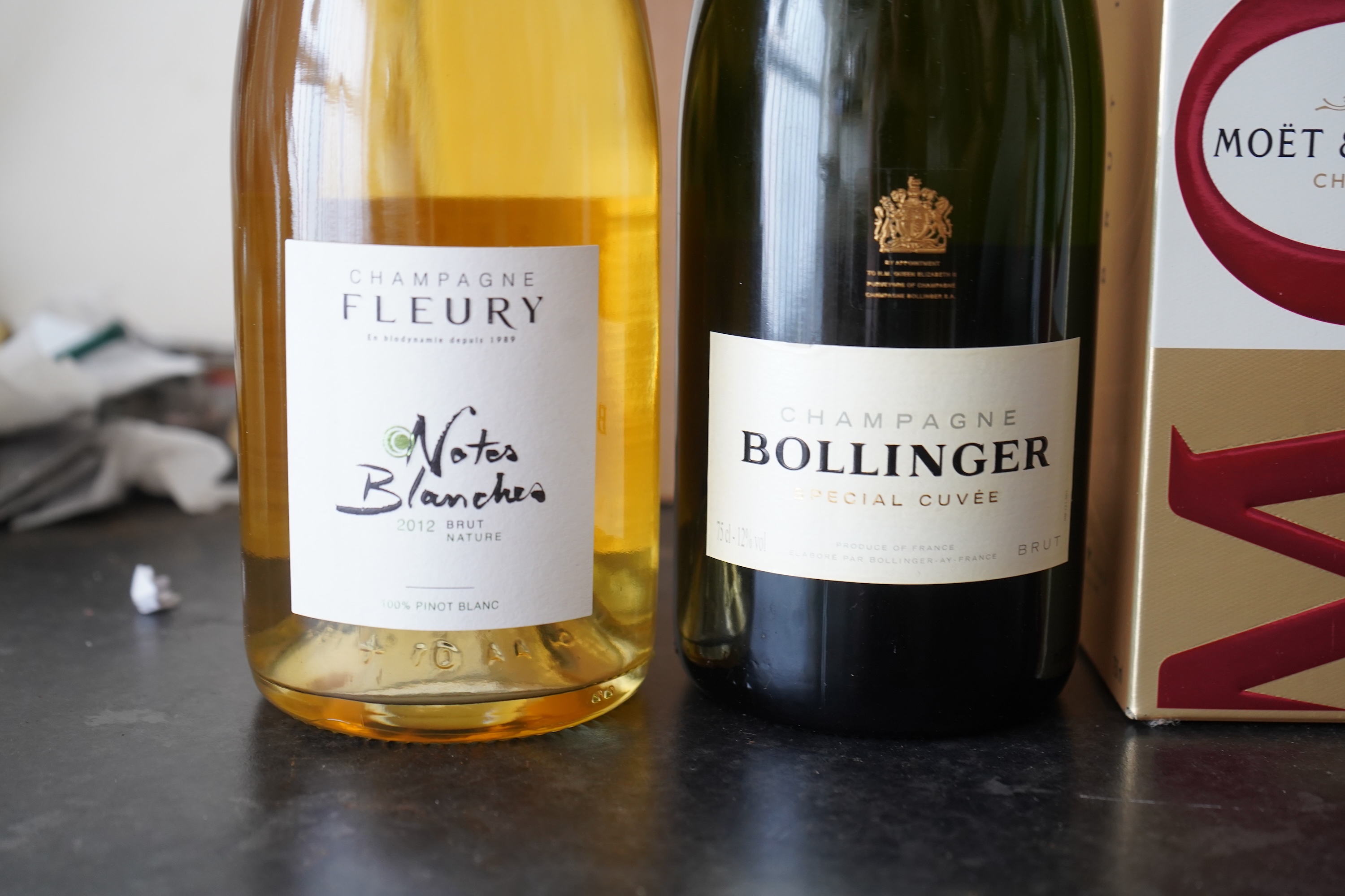 Three bottles of Nicolas Feuillatte Cuvée Spéciale Champagne, four bottles of Bollinger Special Cuvee Champagne, a bottle of Moet, three bottles of Cava and one other (11)